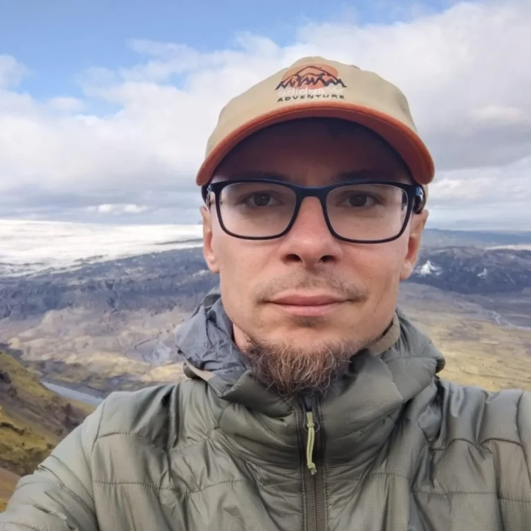 anton neidre activest tourguide