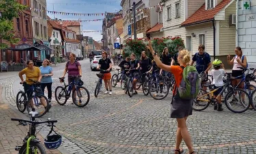 Familien-Radtour mit Teenagern in Estland und Lettland durch abwechslungsreiche Natur und ruhige Landschaften